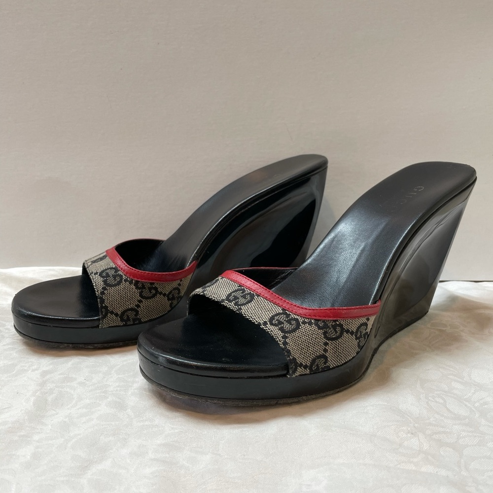 Authentic black Gucci wedges